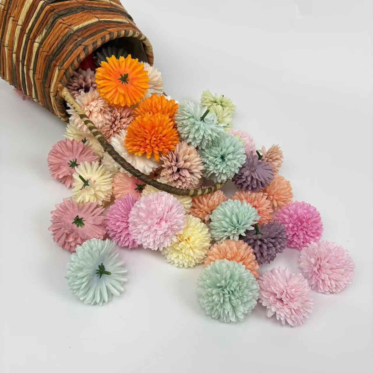 Ball Chrysanthemum Artificial Flower Wedding Hall Decoration Photography Props DIY Flower Arrangement Silk Cloth Thousand-Layer Chrysanthemum Wholesale