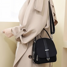 双肩包女2025新款轻便斜挎包牛津布休闲单肩包秋冬装手机的小包包
