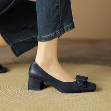 �߸�Ь2025�����¿�ŮЬ�ָ��и��r�bЬ��ʽ�͹ź����Y�\�چ�Ь