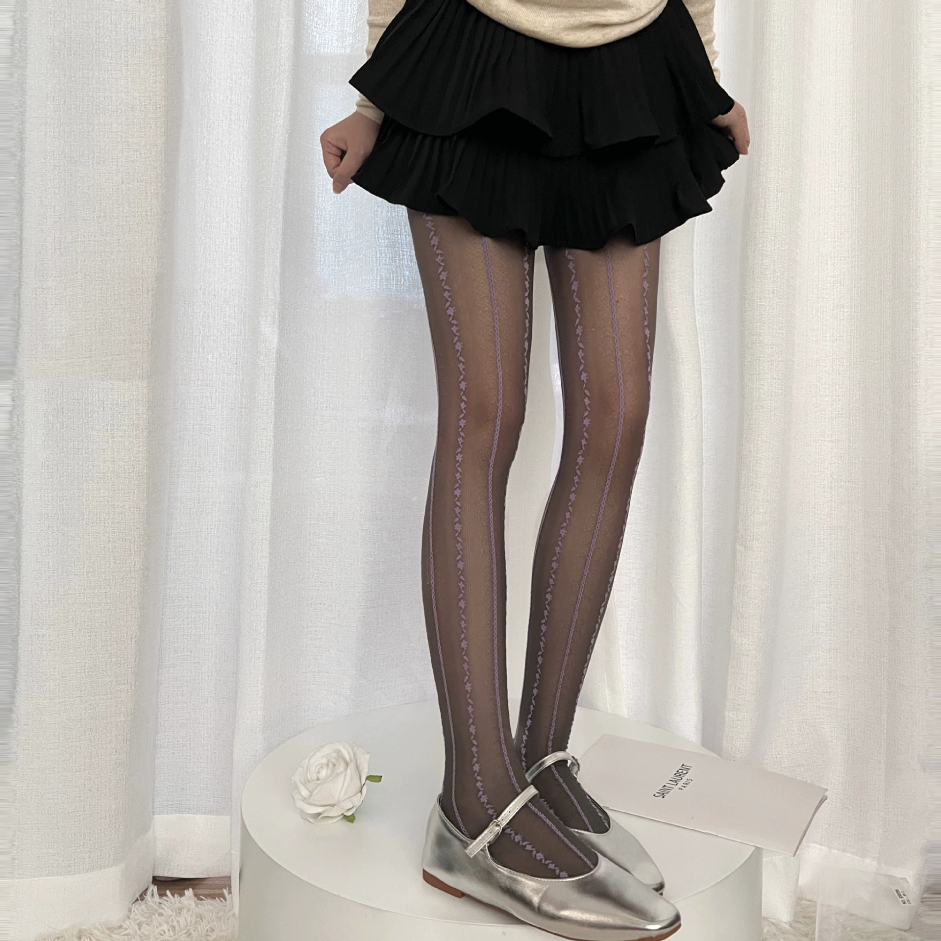 Retro lace thin tights, 2023 collection, fitted