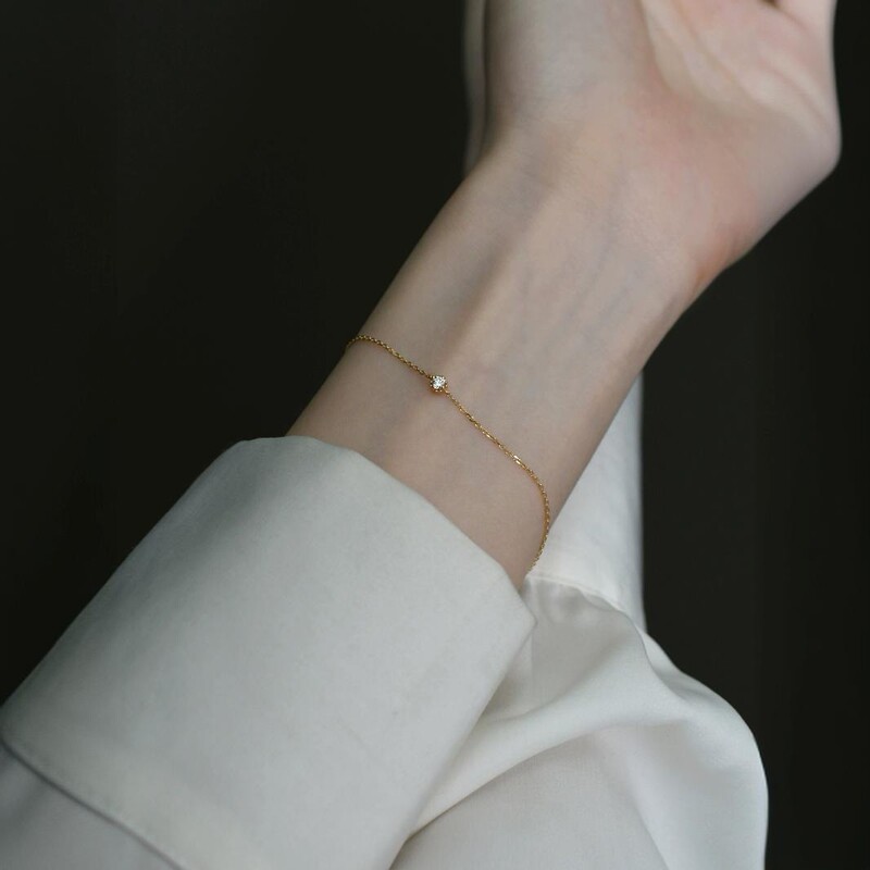 New Style Super Shiny Single Diamond Bracelet Plated with 14K Gold, a Single Diamond Bracelet, Super Sweet and Thoughtful Accessory for Women