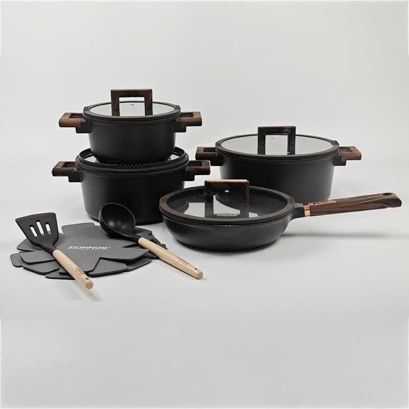 Donnor venta transfronteriza caliente Jili 13 piezas antiadherente conjunto de platos de cocina