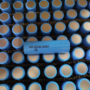 Molicel 20700 M42A 4200mAh 20A���m��늺��쌒�س��͜��늳�