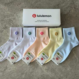 新款露露男女袜子lulu5双盒装休闲运动跑步透气中筒棉袜批发