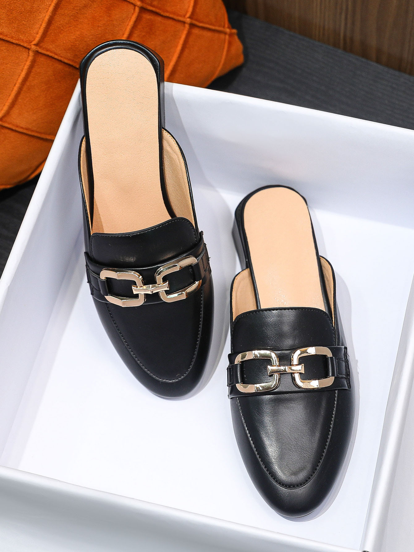 Spot One Pedal Baotou Einzelschuhe All Match Chunky Heel Lazy Soft Leather Half Slipper Frühling und Sommer New Bottom_voghion.com