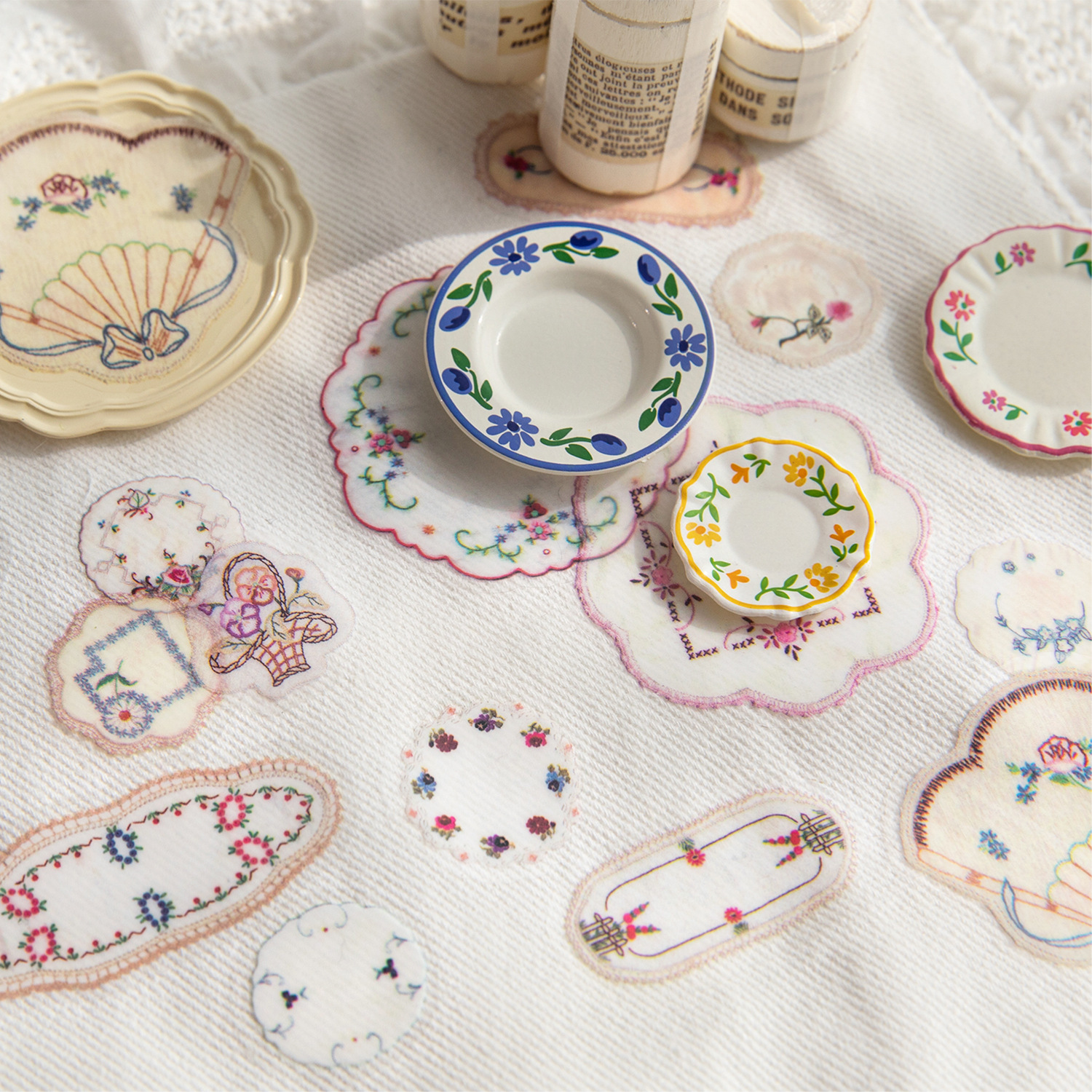 Mo Mo PET troquelado cinta de tinta blanca libro de costura estilo pastoral retro floral material de tienda de mano pegatinas decorativas de bricolaje