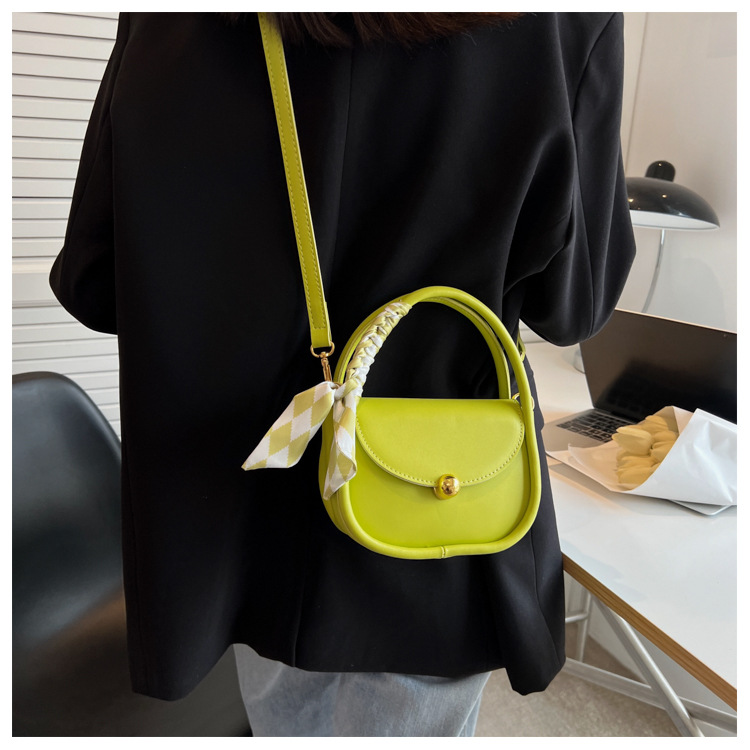 Basic Solid Color Ribbon Square Zipper Square Bag display picture 4