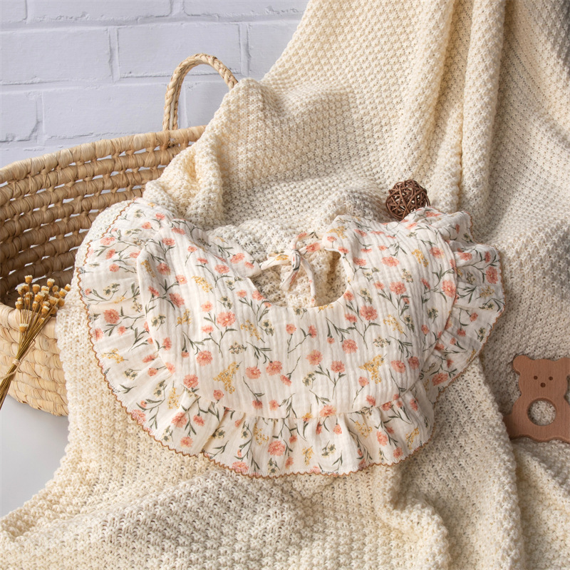 360 grados para aumentar la pequeña toalla de saliva de flores, collar falso, bata, gaza de algodón, tipo A, delantal de encaje para bebés