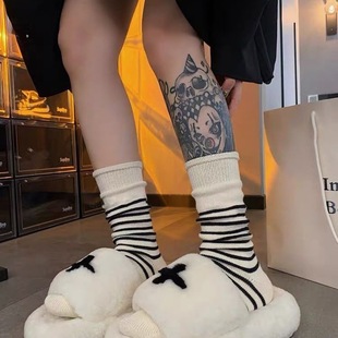 Preppy style black and white striped men and women couple fashion socks ins pile socks knee socks two-way wear mid-calf socks for women all-match