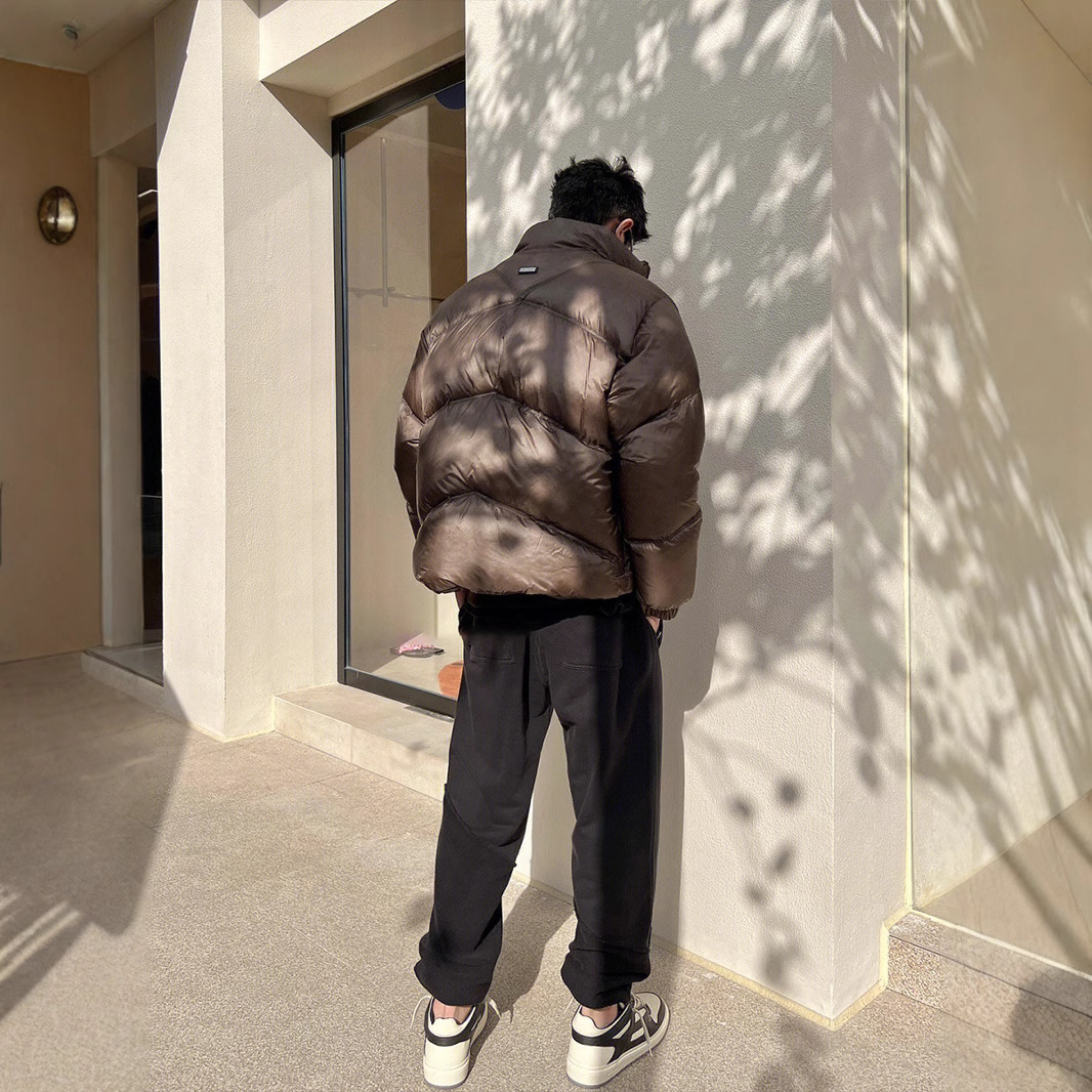 Representar el logotipo de metal Perfil pan color sólido soporte cuello terciopelo abrigo de algodón acolchado American High Street simple cremallera abrigo