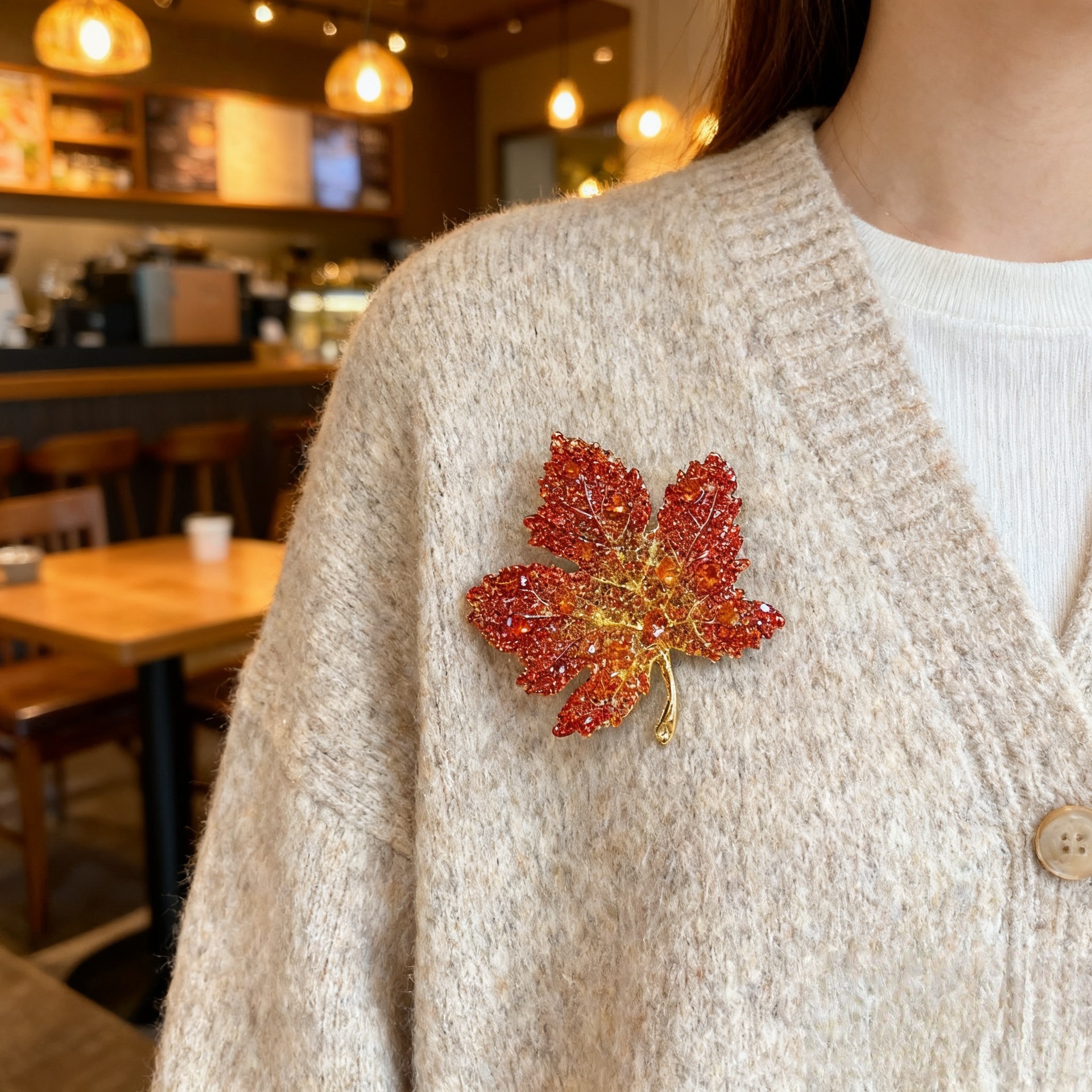 Inlaid Diamond Vintage Red Maple Leaf Brooch For Women High-end Exquisite Pin Elegant Niche Coat Chest Accessory_voghion.com