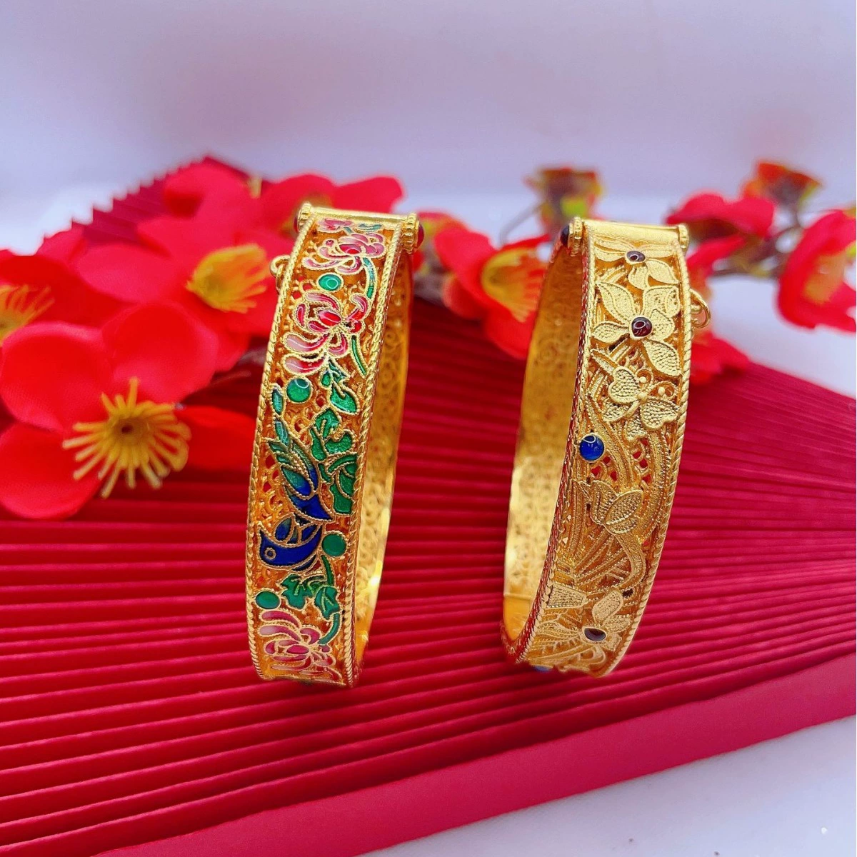 Retro enamel, bracelet, orchid
