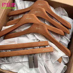 胡桃木色家用实木衣架无痕晾衣架衣挂网红服装店裤架成人衣撑批发
