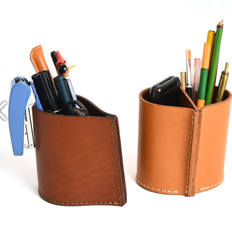 Multi-functional large-capacity leather pen holder desktop stationery placement round pen holder simple cosmetic brush storage