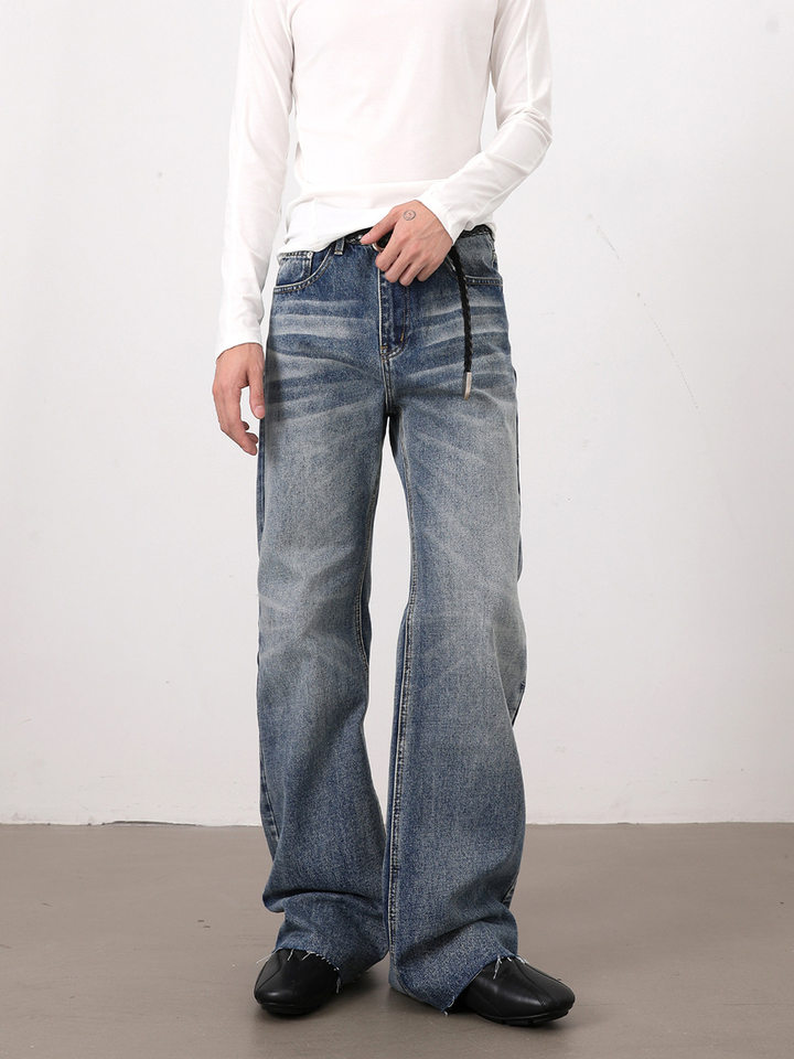Quần jeans nam dáng loe nhẹ ống đứng cạp vừa phong cách Hàn Quốc — Màu xanh dương