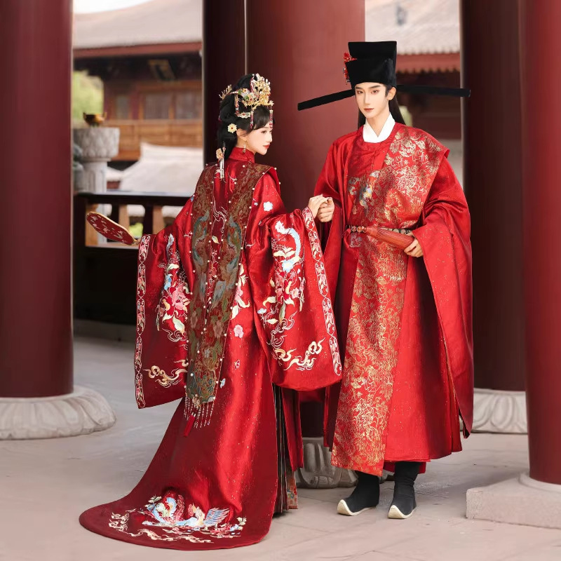 Han Yu Kui Ming Dynasty Wedding Attire: Phoenix Perching on the Wutong Tree, Unicorn Perching on the Clouds, Heavy Embroidery Phoenix Crown and Wedding Robe - Complete Set for Men and Women, New Original Design