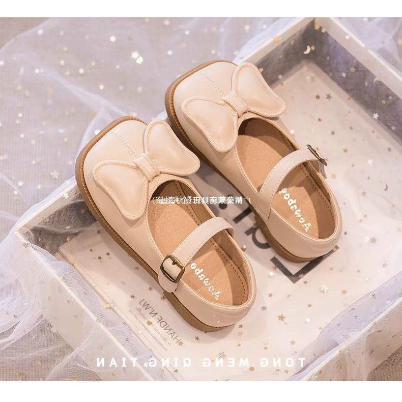 Маленькие кожаные туфли для девочек весной и осенью новые дикие кроссовки для девочек