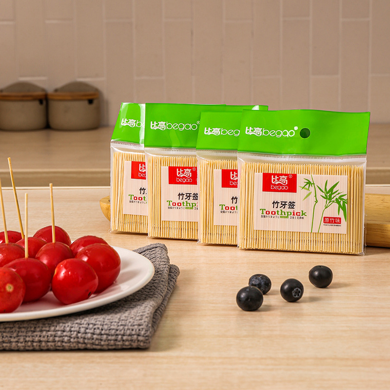 Bigao toothpick factory wholesales about 250 portable bagged toothpicks made of bamboo, disposable bamboo toothpicks single-pointed fruit picks