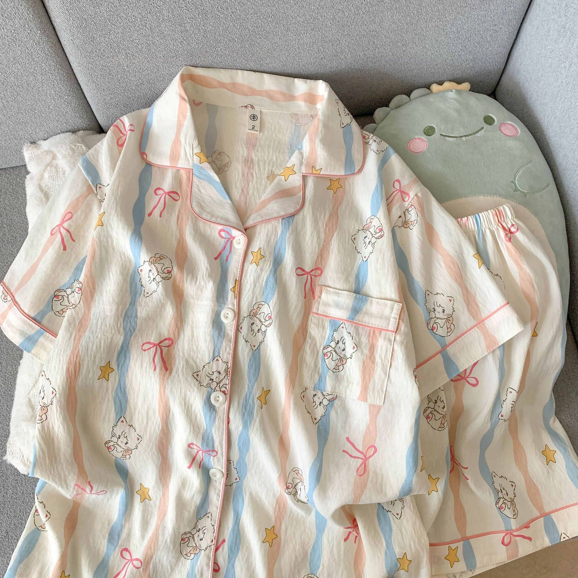 Venta al por mayor transfronteriza verano nuevo pijama mujer MIKK gato nube solapa de algodón cárdigan manga corta traje de servicio a domicilio dulce