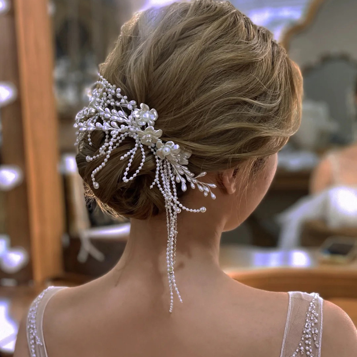 Bandeau De Cheveux De Fleur De Perle De Coiffure De Mariée Rétro De Mode display picture 4