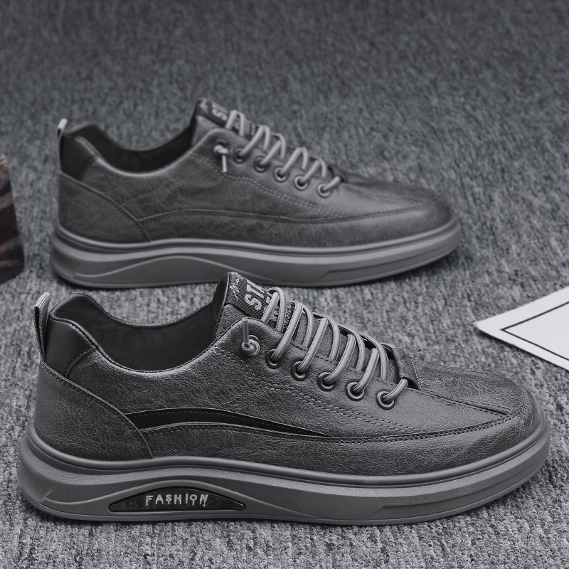 Zapatos de hombre para primavera, verano y otoño, nuevo estilo, transpirables, cómodos, a la moda, zapatos de cuero negro versátiles y modernos para hombre, zapatos informales, 2024