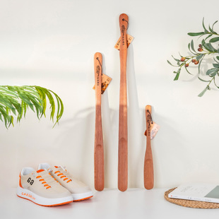 Mahogany Carved Shoehorn with Long Handle for Home Use, Short Handle for Pregnant Women and the Elderly, Wooden Shoe Puller for Step-By-Step Assistance