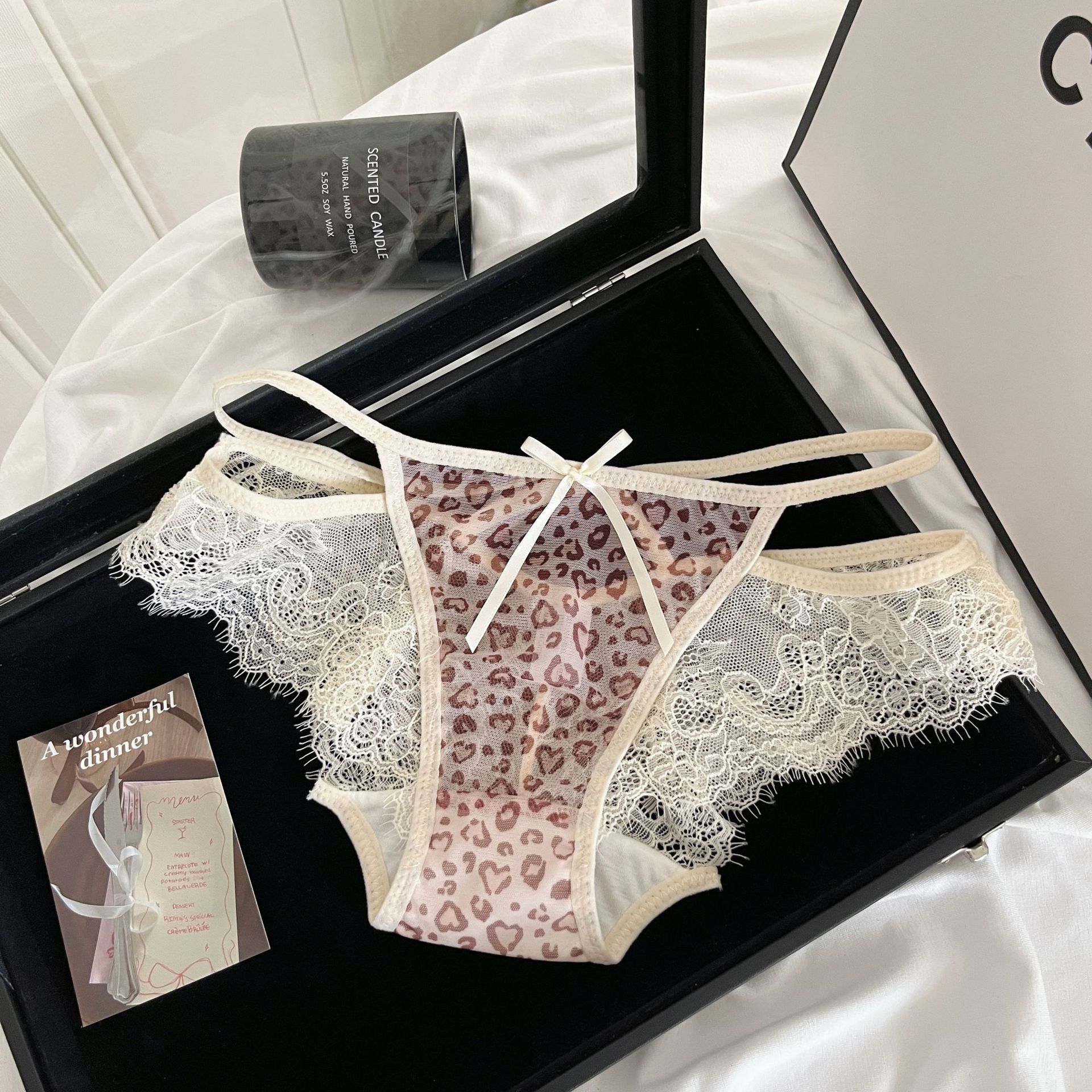 Cheetah Waige Ji * Calzoncillos de encaje con estampado de leopardo estilo de chica sexy puro deseo hueco cómodo entrepierna de algodón puro calzoncillos de cintura baja