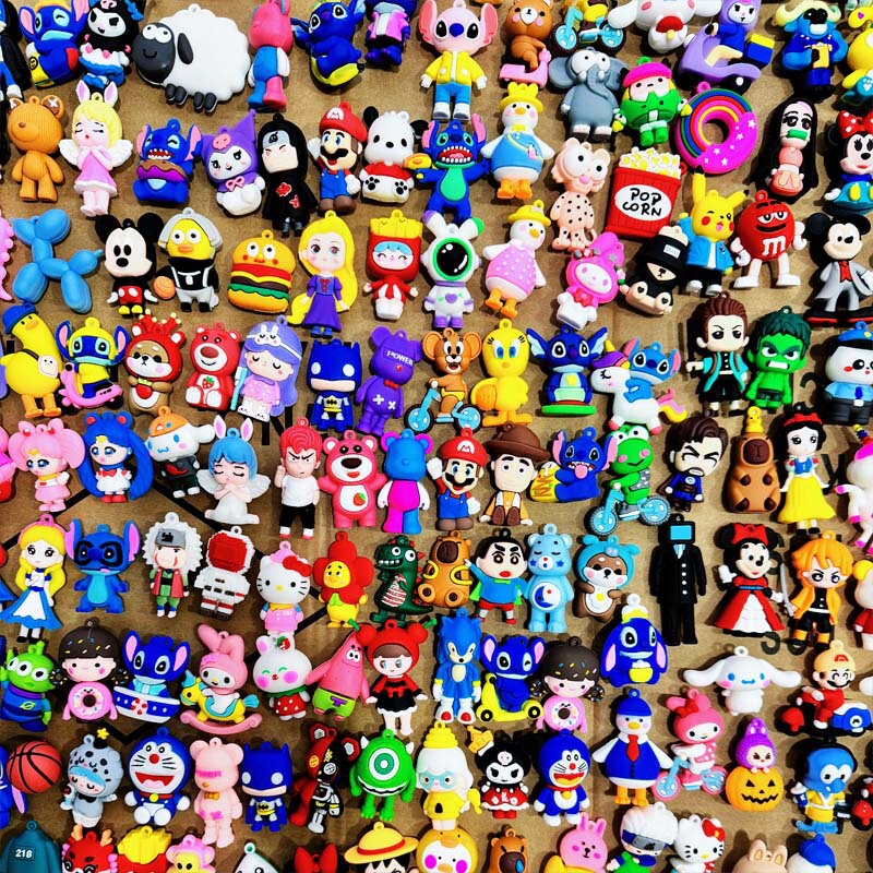 Trendy Cartoon Violent Bear Keychain Doll Car Ornament Accessory Small Pendant Cheap Blind Box Small Gift