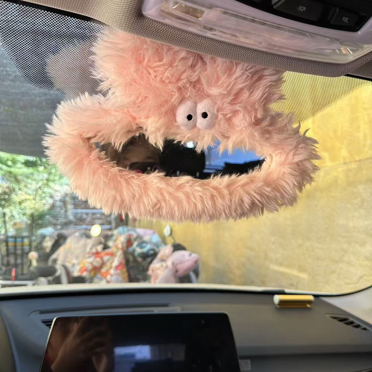 Cubierta de espejo retrovisor de automóvil transfronterizo dibujos animados creativos lindos cubierta de espejo retrovisor de peluche accesorios de automóvil mujeres image 4