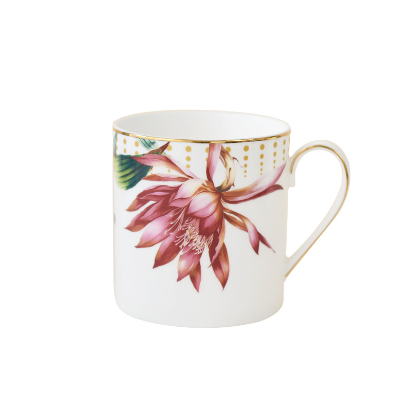 Estilo de lujo ligero pintado en oro taza de agua taza nicho flor taza de agua de alta calidad para niñas