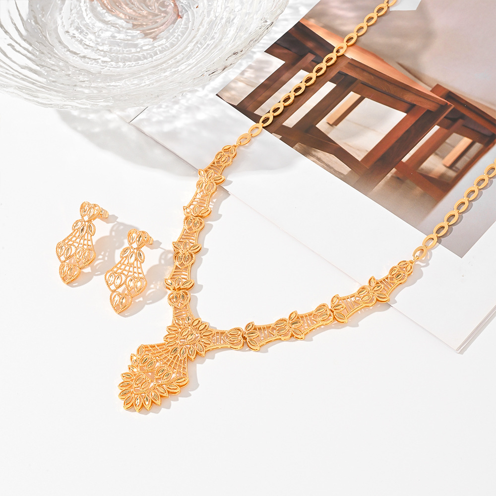 Joyas de moda europeas y americanas, aretes de cobre dorados, pendientes, collares, opciones de comercio electrónico transfronterizo, joyas populares en el Oriente Medio image 4