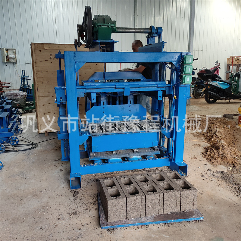 制砖机现场