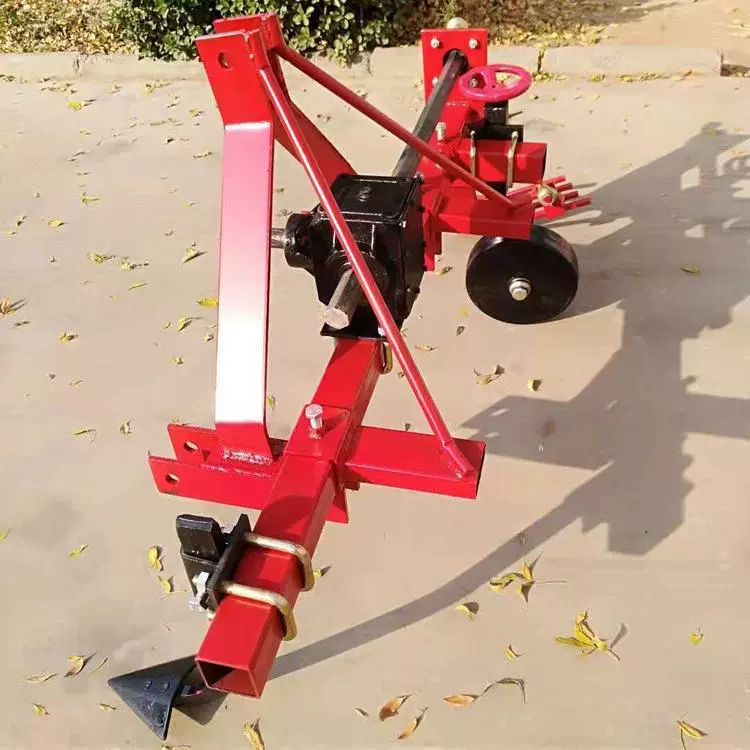 Кориандровый комбайн, малая сажалка для рассады, малая четырёхколёсная луковая уборочная машина