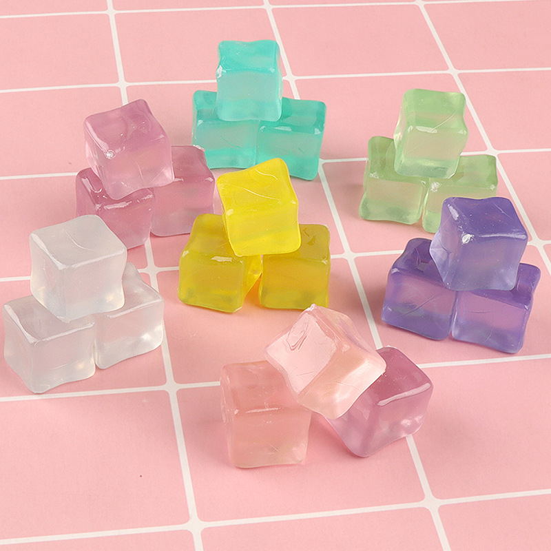 夜光冰块彩色方块夜光石摆件DIY水晶饰品儿童透明发光石