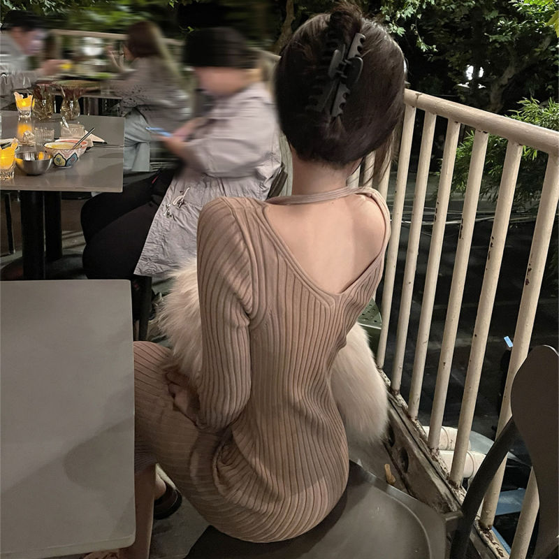 感秋冬季V领针织挂脖纯欲风辣妹后开叉毛衣连衣裙中长款裙女|undefined