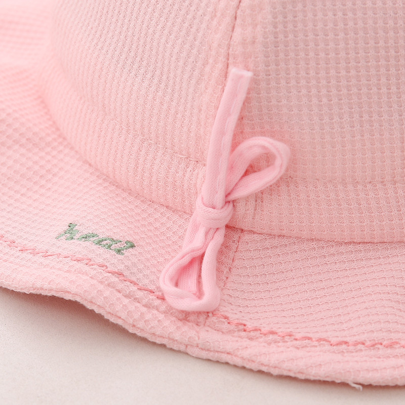 Sombreros para bebés primavera y otoño para niños y niñas viajan sombrero de pescador de sombrero de sombra lindo bebé caliente a prueba de viento sombrero de puerta de salmuera