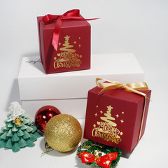 クリスマスの箔押しの正方形の箱のアイデアのキャンディーの箱の高級な赤い箔押しのクリスマスツリーのギフトボックスのクロスボーダーの電気商は専用に提供します。