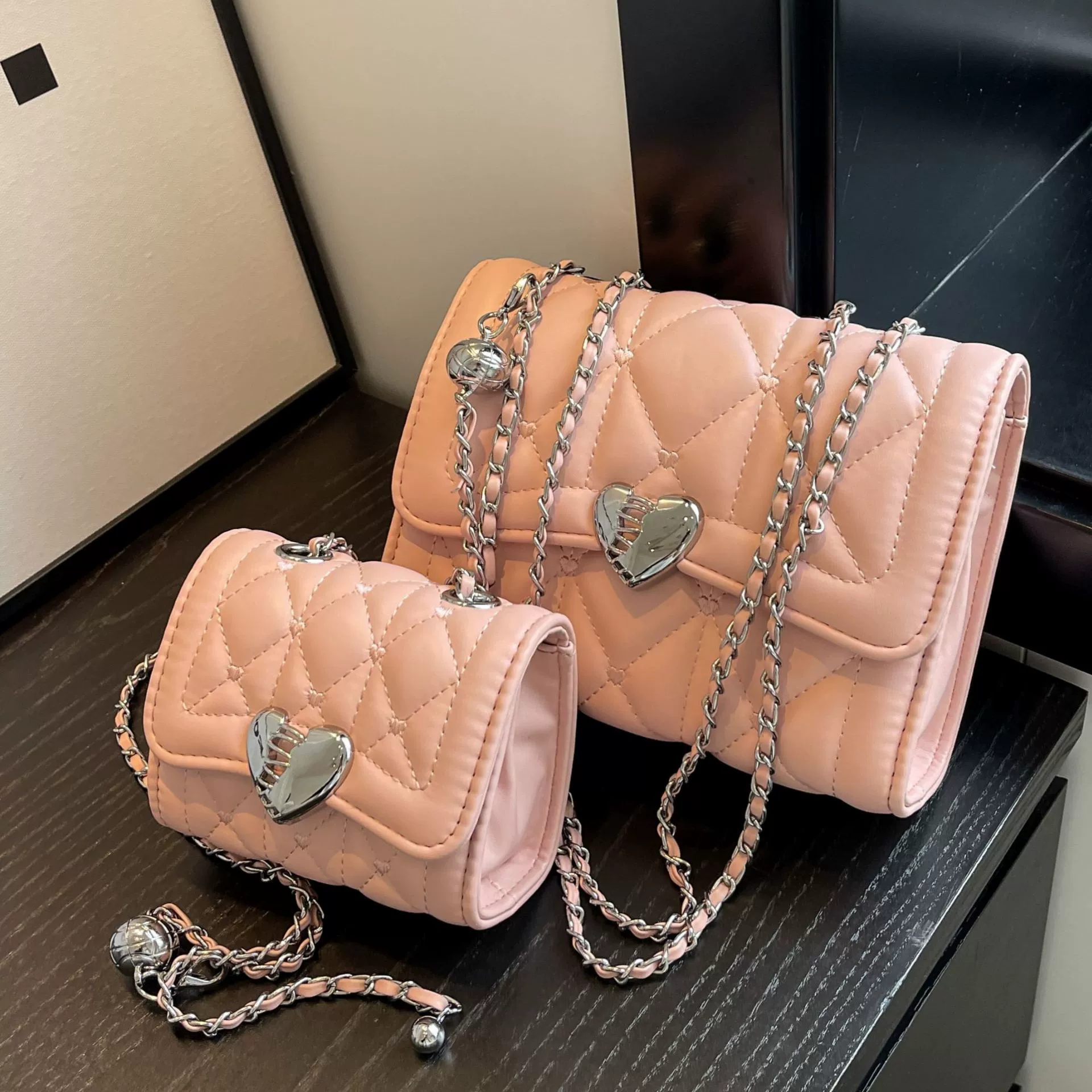 Цепочка, сумка через плечо, модная однорукая сумка, стиль Chanel, тренд сезона