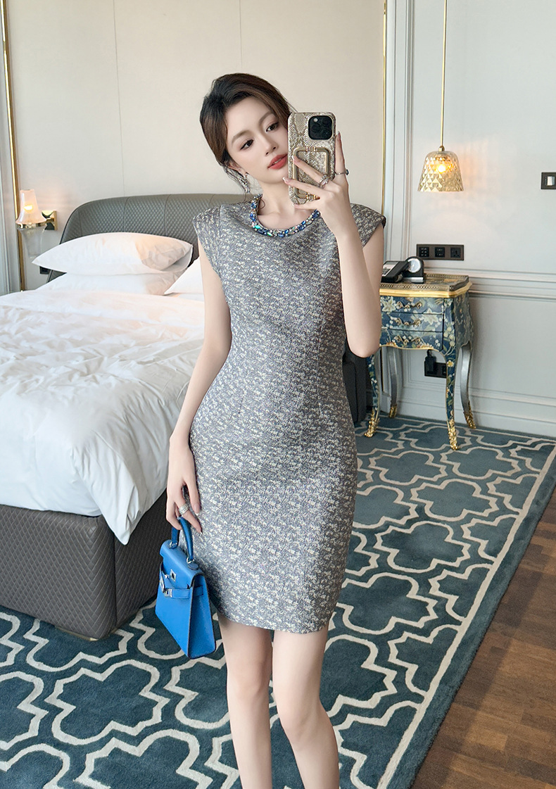 Váy liền thân nữ cổ tròn họa tiết jacquard, thiết kế eo ôm dáng không tay — Màu xám xanh lam chi tiết 8