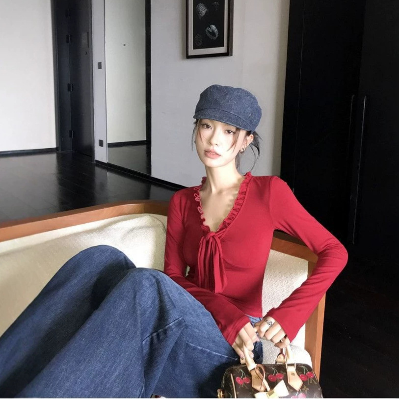随心裁270克人棉 秋冬新款木耳边V领蝴蝶结系带女修身长袖T恤上衣