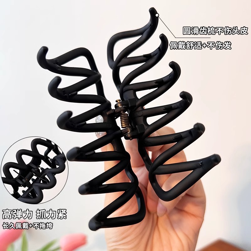 シンプルなフロスト風呂クリップの後頭部ヘアクリップの女性サイズのサメクリップの髪飾り