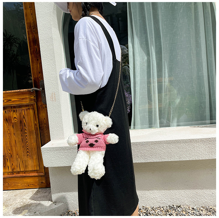 Women's Small Plush Bear Cute Zipper Crossbody Bag display picture 2