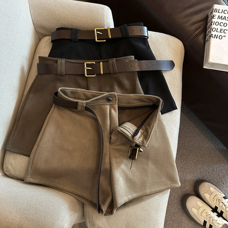 Vintage Faux Suede Outerwear Shorts for Women, Autumn/Winter Fashion, Trendy A-line with Belt, Wide-leg Boot Pants