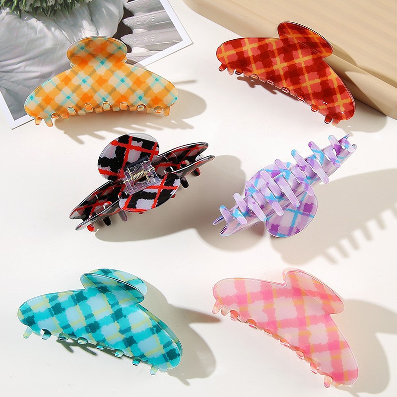1 Piece Quantity Elegant Women's Lattice PVC Hair Claws