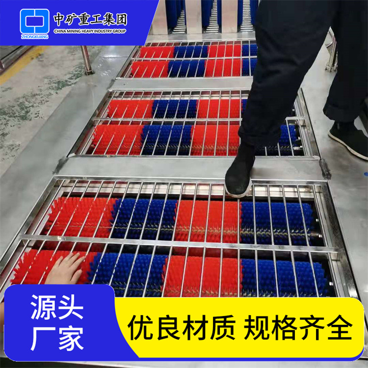单通道洗靴机 全自动不锈钢清洗胶靴设备矿用擦靴机