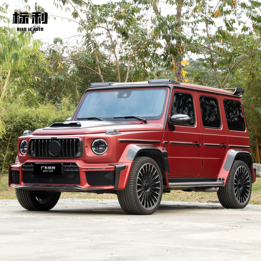 Mercedes-Benz G-Class W464/465, modified to W465 G900 style, including front and rear bumpers, engine cover, wheel arches, and spare tire cover – a complete set