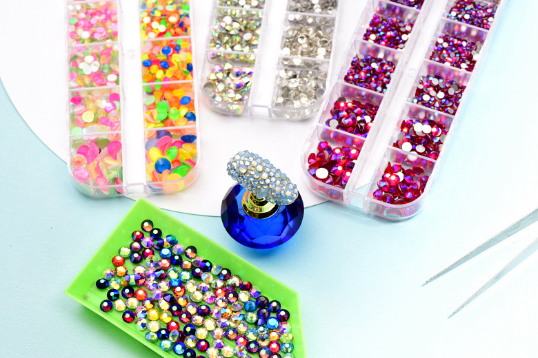 12格盒装平底钻diy美甲钻玻璃平底钻水钻批发 (3)