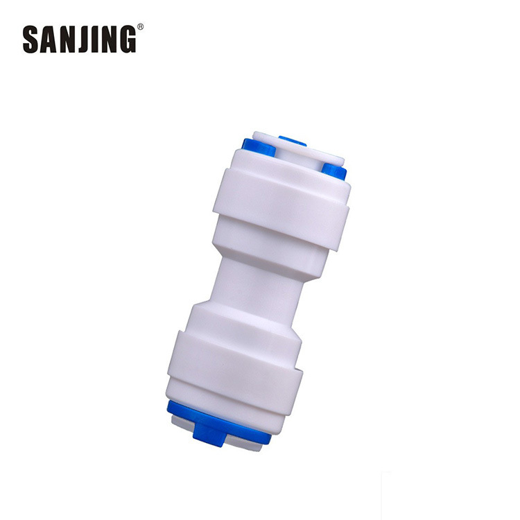 Comercio al por mayor 2 puntos de conexión rápida Conector recto 154 purificador de agua accesorios conector de dos puntos de conexión de tubería de agua PE