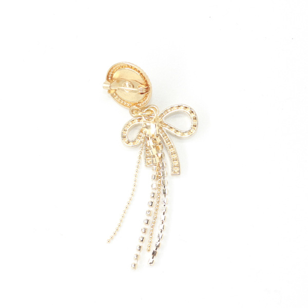 Spring brooch with bow