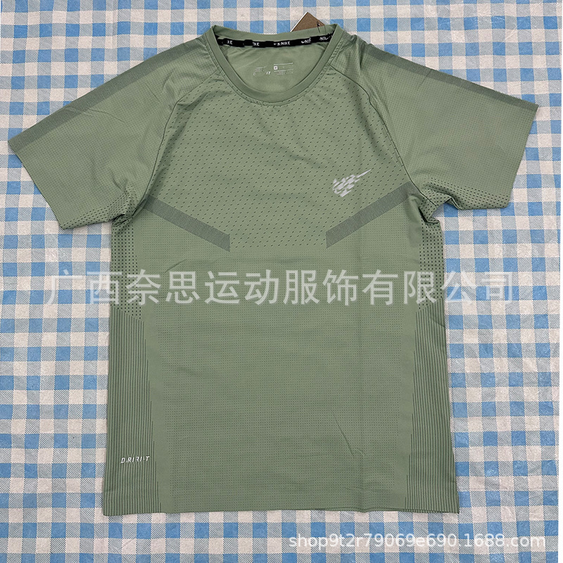 Quick-drying breathable sports T-shirt for men, new model, wholesale, ice silk, loose fit, casual top for training Quick-drying breathable sports T-shirt for men, new model, wholesale, ice silk, loose fit, casual top for training